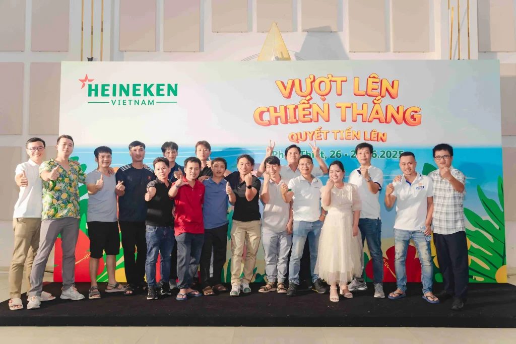 Gala dinner Vượt lên chiến thắng của Heineken Việt Nam tại Mũi Né